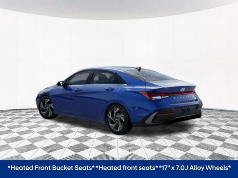 New 2025 Hyundai Elantra Limited image 8