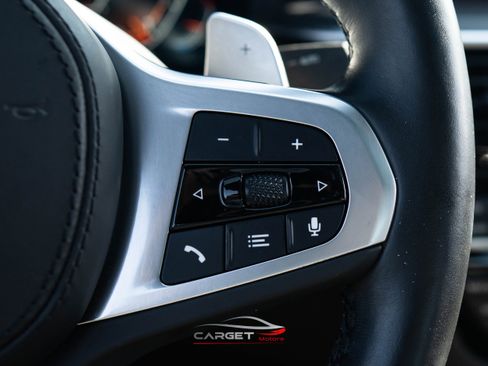 Used 2022 BMW 540i xDrive xDrive w/ M Sport Package image 17