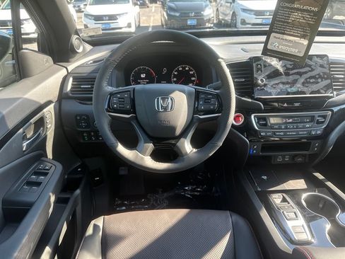 New 2026 Honda Ridgeline Black Edition image 15