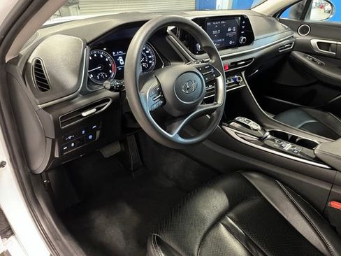 Used 2023 Hyundai Sonata SE FWD image 19