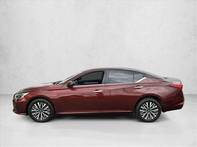 Used 2023 Nissan Altima 2.5 SV AWD/4WD image 9