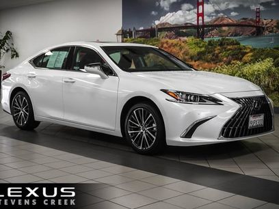 Used 2025 Lexus ES 350 w/ Premium Package