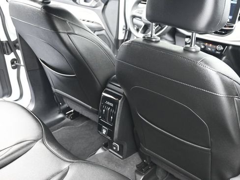Used 2025 Jeep Compass Limited AWD/4WD image 10