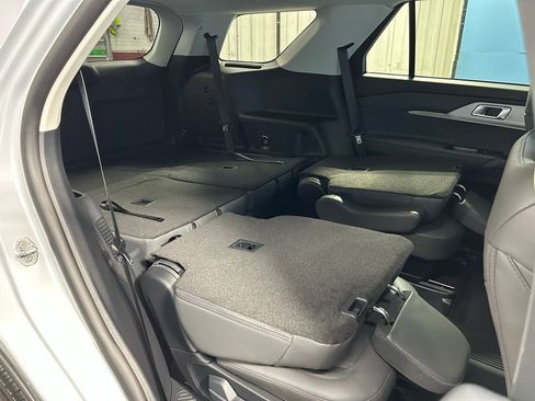 New 2026 Ford Explorer Active w/ Active Comfort Package AWD/4WD image 48