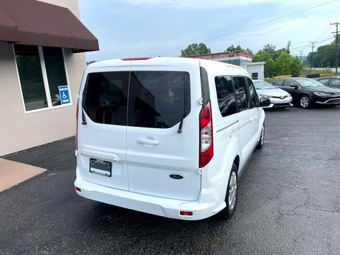 Used 2015 Ford Transit Connect XLT image 6