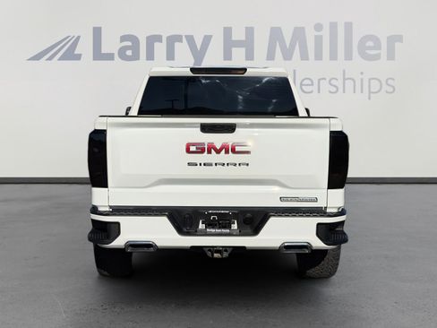 Used 2025 GMC Sierra 1500 Elevation w/ X31 Off-Road Package image 5