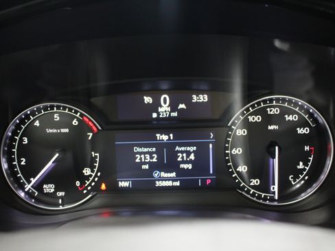 Certified 2024 Cadillac XT6 Luxury image 15