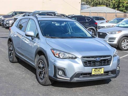 Used 2019 Subaru Crosstrek 2.0i Premium image 3