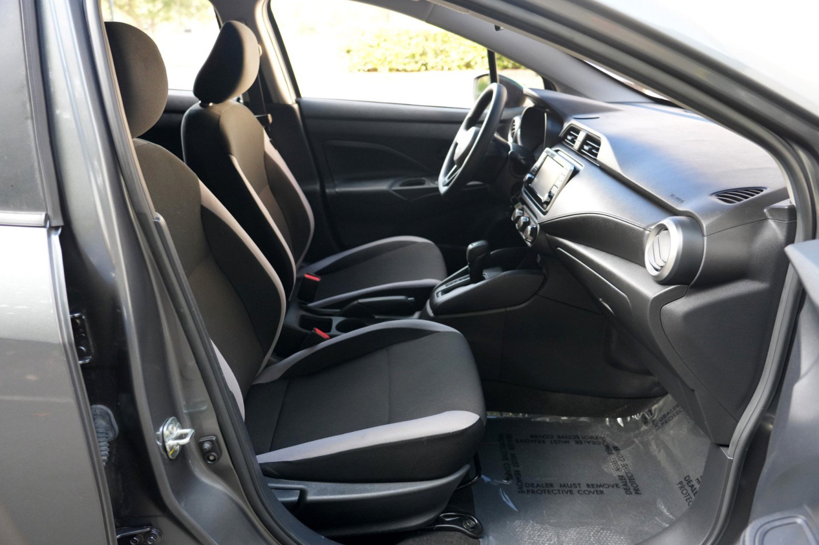 Used 2025 Nissan Versa S w/ Trunk Package FWD image 14