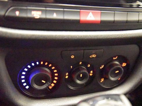 Used 2022 RAM ProMaster City Tradesman image 18