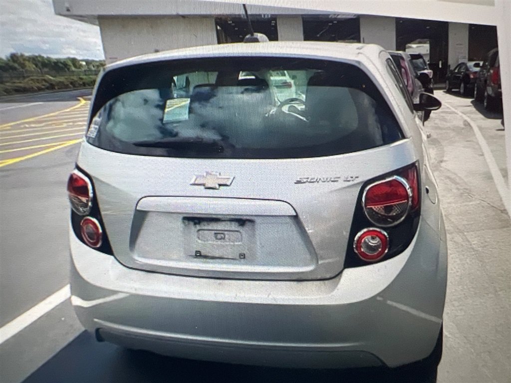 Used 2016 Chevrolet Sonic LT FWD image 4