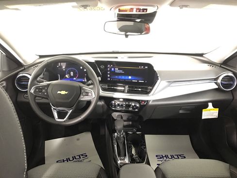 New 2026 Chevrolet Trax LT image 34