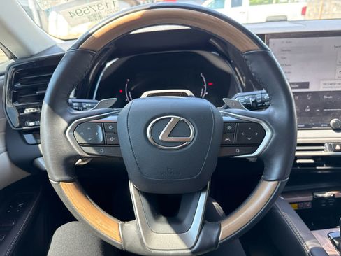 Used 2024 Lexus RX 350 AWD w/ Convenience Package image 47