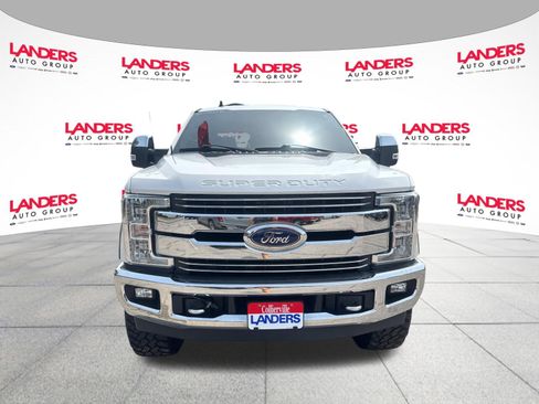 Used 2019 Ford F250 Lariat w/ Chrome Package AWD/4WD image 8