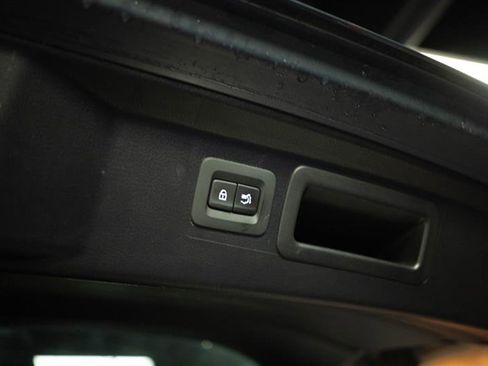 Used 2024 MAZDA CX-50 AWD 2.5 S w/ Preferred Package image 8