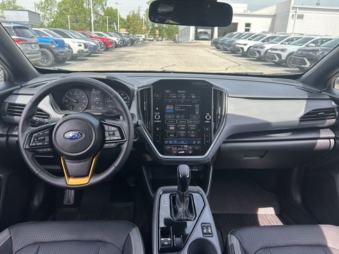 Used 2025 Subaru Crosstrek 2.5i Wilderness AWD/4WD image 9