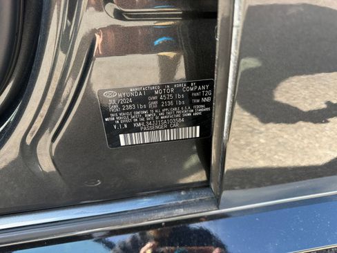 Used 2025 Hyundai Sonata SEL FWD image 29
