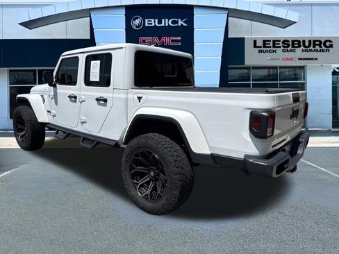 Used 2022 Jeep Gladiator Overland w/ Cold Weather Group AWD/4WD image 5
