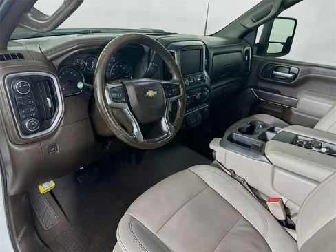 Used 2022 Chevrolet Silverado 2500 LTZ image 30