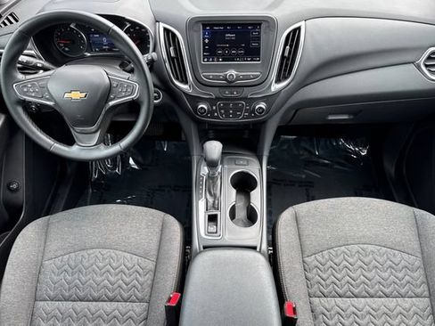 Used 2024 Chevrolet Equinox LT AWD/4WD image 15