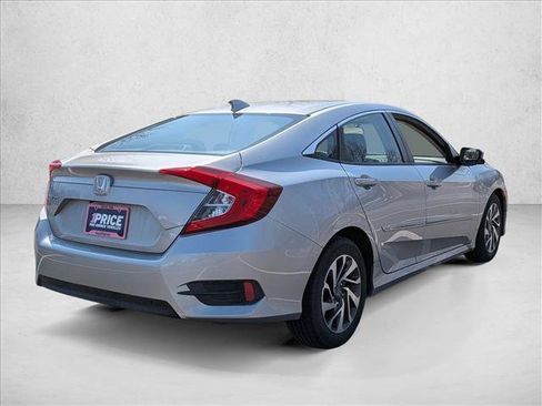 Used 2018 Honda Civic EX image 5