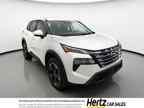 Used 2025 Nissan Rogue SV image 1