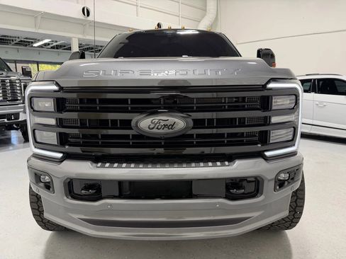 Used 2025 Ford F250 Platinum image 29