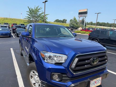 Certified 2023 Toyota Tacoma SR5 RWD image 6