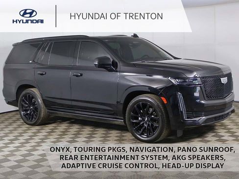 Used 2024 Cadillac Escalade Sport Platinum w/ LPO, ONYX Package AWD/4WD image 1