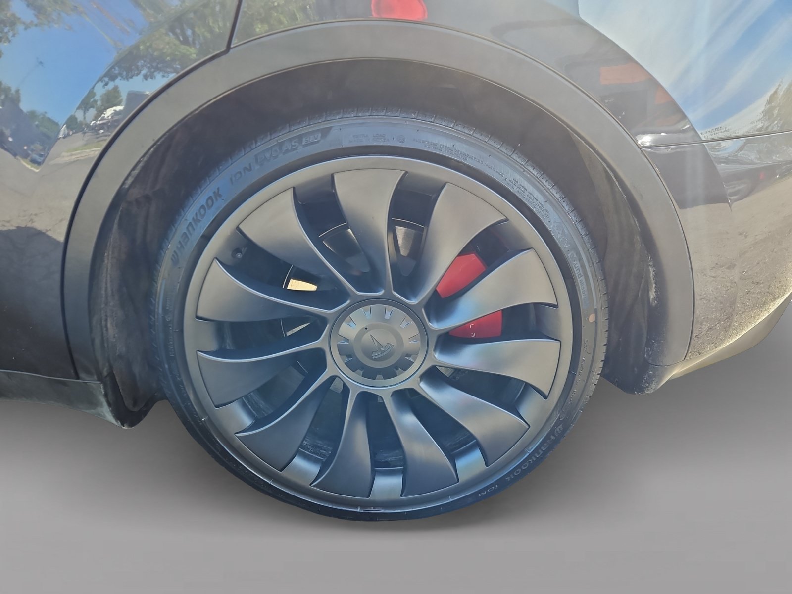 Used 2025 Tesla Model Y Performance AWD/4WD image 15