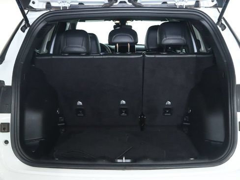 Used 2025 Jeep Compass Limited AWD/4WD image 29