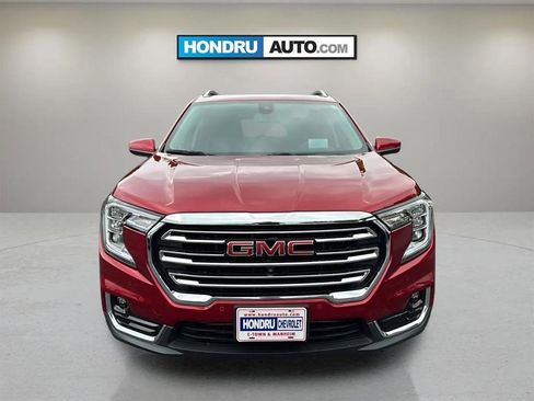 Used 2023 GMC Terrain SLT w/ Infotainment Package II image 7