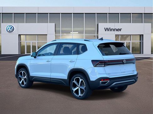 New 2026 Volkswagen Taos SEL image 3