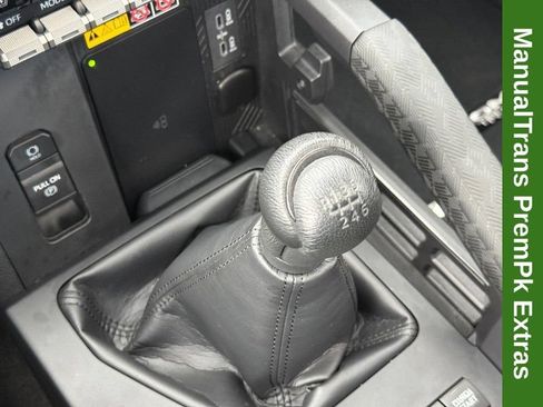 Used 2024 Toyota Tacoma TRD Off-Road w/ TRD Off Road Premium Package AWD/4WD image 27