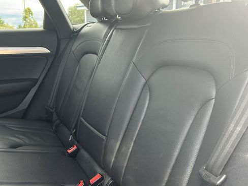 Used 2017 Audi Q3 2.0T Prestige AWD/4WD image 23