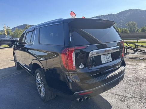 Used 2022 GMC Yukon XL Denali w/ Denali Ultimate Package image 6