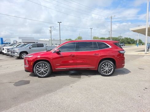 Used 2025 Buick Enclave Avenir w/ Super Cruise Package AWD/4WD image 9