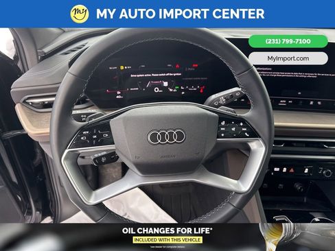 Used 2025 Audi Q5 2.0T Premium w/ Convenience Package image 9