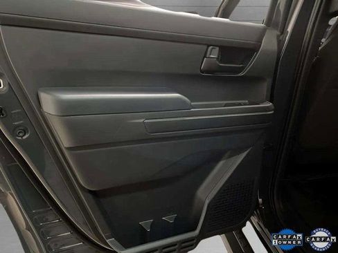 Used 2025 Toyota Tacoma SR5 image 59