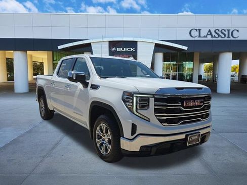 Used 2025 GMC Sierra 1500 SLT RWD image 1