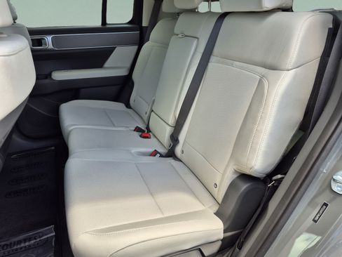 New 2027 Hyundai Santa Fe SE FWD image 19