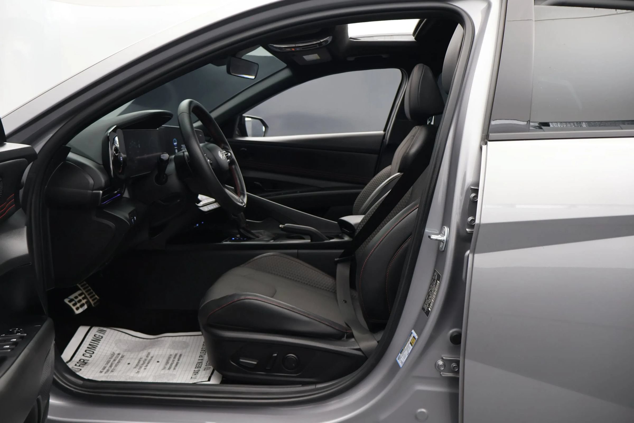 Used 2025 Hyundai Elantra N Line FWD image 13