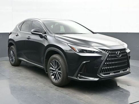 Used 2025 Lexus NX 350 AWD w/ Cold Area Package image 2