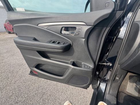 Used 2019 Honda Pilot EX-L image 19