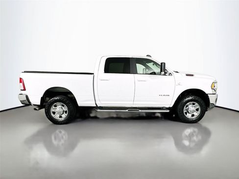 Used 2021 RAM 2500 Big Horn AWD/4WD image 16