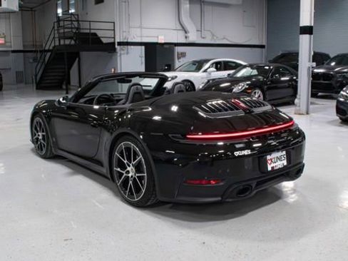 Used 2025 Porsche 911 Carrera T image 5
