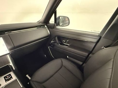 New 2027 Land Rover Range Rover Long Wheelbase SE AWD/4WD image 18