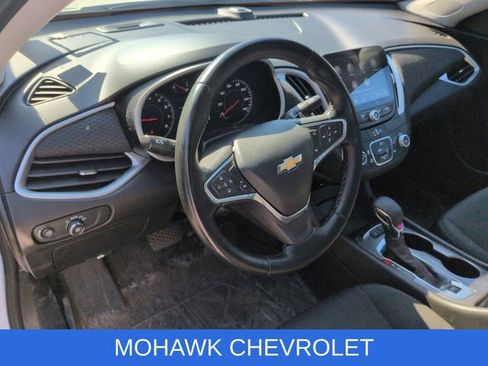 Used 2024 Chevrolet Malibu RS w/ LPO, Floor Liner Package image 9