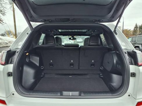 Used 2020 Jeep Cherokee High Altitude image 11