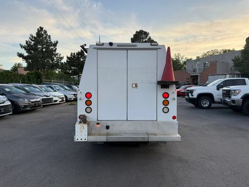 Used 2022 Mercedes-Benz Sprinter 3500 image 5